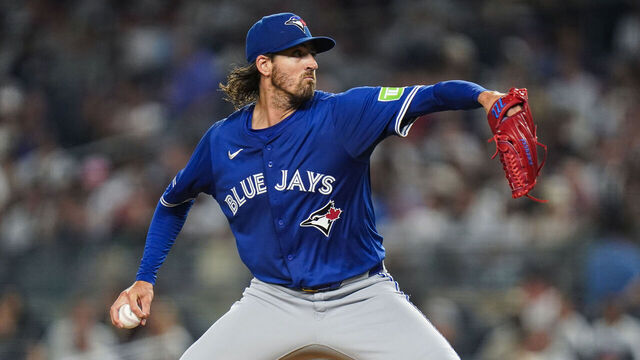 NEW YORK, NY - SEPTEMBER 05: Kevin Gausman #34 of the Toronto Blue Jays pitches during the game between the Toronto Blue Jays and the New York Yankees at Yankee Stadium on Friday, September 5, 2025 in New York, New York.