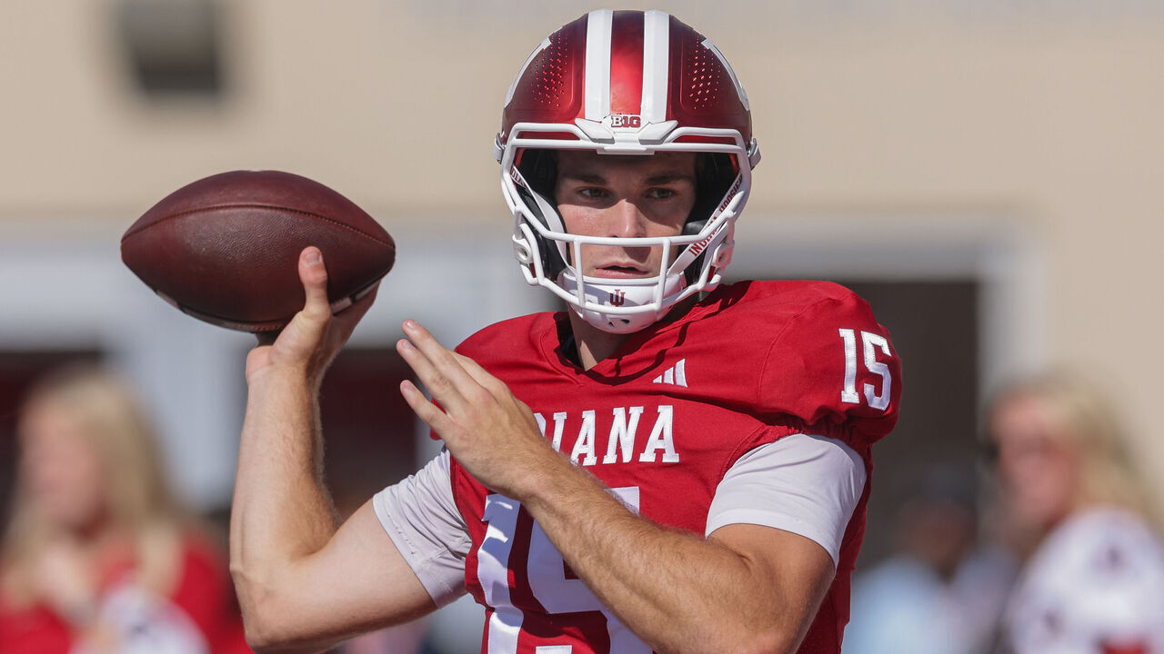BLOOMINGTON, INDIANA - SEPTEMBER 6: Fernando Mendoza #15 of the Indiana Hoosiers warms up before the game against the Kennesaw State Owls at Memorial Stadium on September 6, 2025 in Bloomington, Indiana.