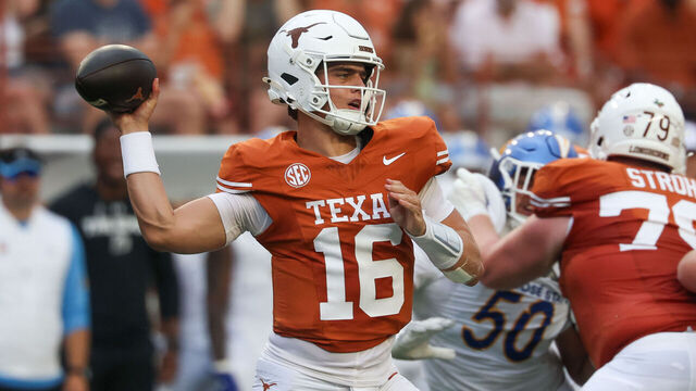 AUSTIN, TX - SEPTEMBER 06: Quarterback Arch Manning #16 of the Texas Longhorns passes the ball during the college football game between Texas Longhorns and San Jose State Spartans on September 6, 2025, at Darrell K Royal - Texas Memorial Stadium in Austin, TX.