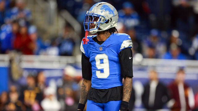 DETROIT,MICHIGAN-JANUARY 18: Wide receiver Jameson Williams (9) of the Detroit Lions walks on the field ahead of an NFL Divisional Round game between the Detroit Lions and the Washington Commanders in Detroit, Michigan USA, on Saturday, January 18, 2025.