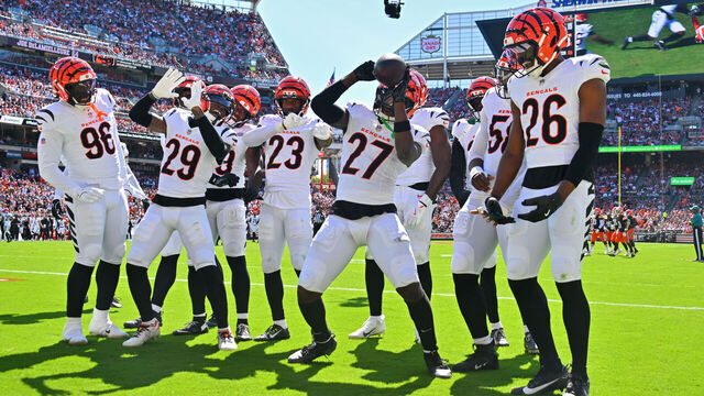 CLEVELAND, OHIO - SEPTEMBER 07: The Cincinnati Bengals players celebrate after a interception during the third quarter against the Cleveland Browns during the game at Huntington Bank Field on September 07, 2025 in Cleveland, Ohio.