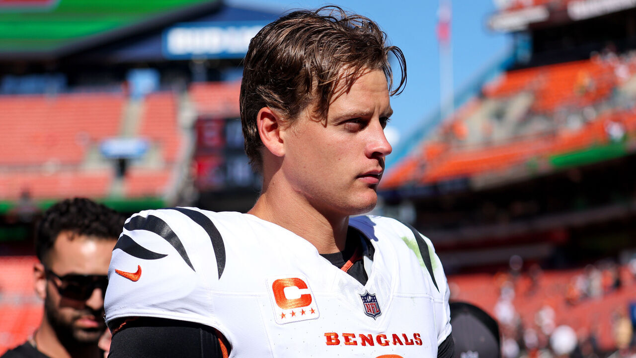 CLEVELAND, OH - SEPTEMBER 07: Cincinnati Bengals quarterback Joe Burrow (9) leaves the field following the National Football League game between the Cincinnati Bengals and Cleveland Browns on September 7, 2025, at Huntington Bank Field in Cleveland, OH.
