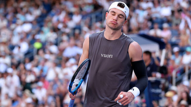 NEW YORK, NEW YORK - AUGUST 25: Jack Draper of the United Kingdom reacts against Federico Agustin Gomez of Argentina during their Men's Singles First Round match on Day Two of the 2025 US Open at USTA Billie Jean King National Tennis Center on August 25, 2025 in the Flushing neighborhood of the Queens borough of New York City.