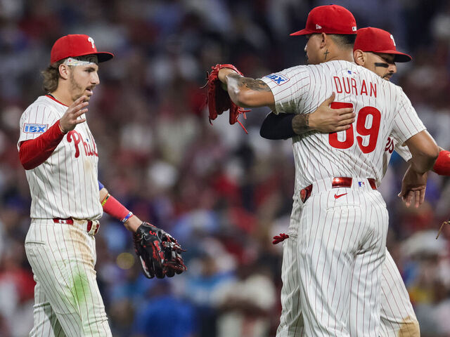 Phillies shut out Mets to extend NL East lead | theScore.com