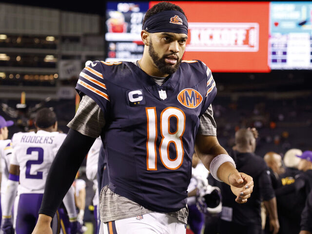 CHICAGO, ILLINOIS - SEPTEMBER 08: Caleb Williams #18 of the Chicago Bears leaves the field after losing to the Minnesota Vikings Soldier Field on September 08, 2025 in Chicago, Illinois.
