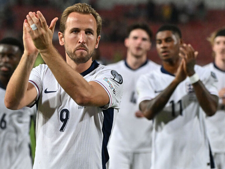 Sparkling England crushes Serbia to ignite Tuchel's reign Sparkling England crushes Serbia to ignite Tuchel's reign