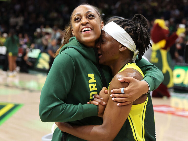 Storm secure last WNBA playoff spot on Wheeler's go-ahead jumper
