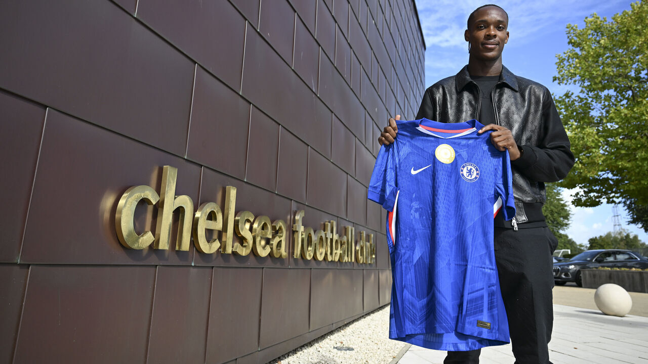 COBHAM, ENGLAND - SEPTEMBER 12: Chelsea announce Pre-Contract Signing of Emanuel Emegha at Chelsea Training Ground on September 12, 2025 in Cobham, England.