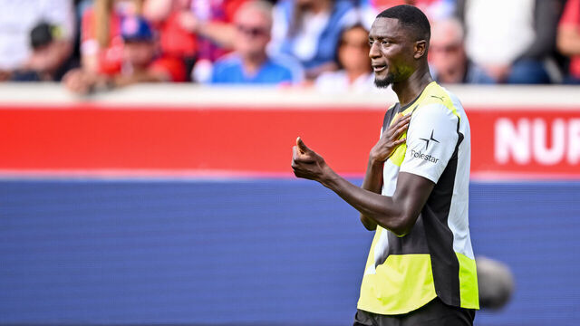 13 September 2025, Baden-Württemberg, Heidenheim: Soccer: Bundesliga, 1. FC Heidenheim - Borussia Dortmund, Matchday 3, Voith-Arena. Serhou Guirassy (Borussia Dortmund) celebrates after scoring to make it 0-1. Photo: Harry Langer/dpa - IMPORTANT NOTE: In accordance with the regulations of the DFL German Football League and the DFB German Football Association, it is prohibited to utilize or have utilized photographs taken in the stadium and/or of the match in the form of sequential images and/or video-like photo series.