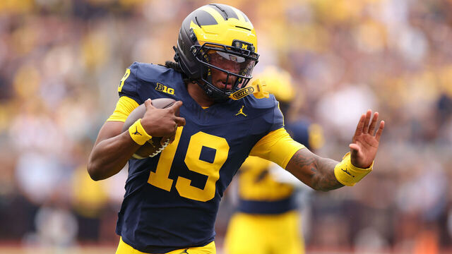 ANN ARBOR, MICHIGAN - SEPTEMBER 13: Bryce Underwood #19 of the Michigan Wolverines plays against the Central Michigan Chippewas at Michigan Stadium on September 13, 2025 in Ann Arbor, Michigan.