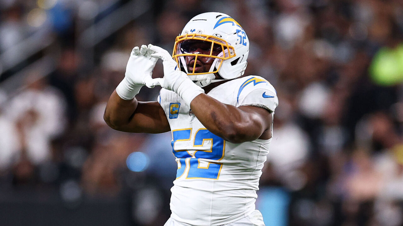 LAS VEGAS, NEVADA - SEPTEMBER 15: Khalil Mack #52 of the Los Angeles Chargers reacts after a sack during the first quarter against the Las Vegas Raiders at Allegiant Stadium on September 15, 2025 in Las Vegas, Nevada.