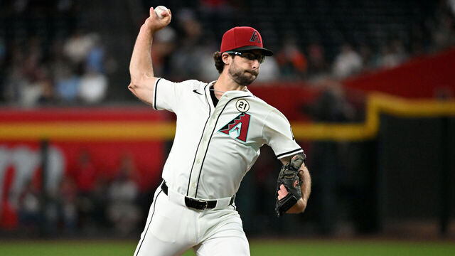 PHOENIX, ARIZONA - SEPTEMBER 15: Zac Gallen #23 of the Arizona Diamondbacks pitches in the first inning against the San Francisco Giants at Chase Field on September 15, 2025 in Phoenix, Arizona.