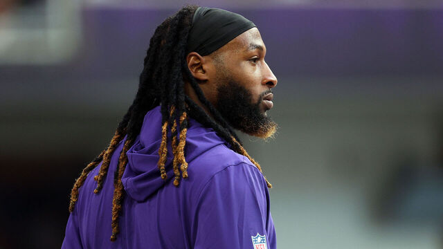 MINNEAPOLIS, MINNESOTA - SEPTEMBER 14: Aaron Jones Sr. #33 of the Minnesota Vikings looks on prior to the NFL 2025 game against the Atlanta Falcons at U.S. Bank Stadium on September 14, 2025 in Minneapolis, Minnesota.