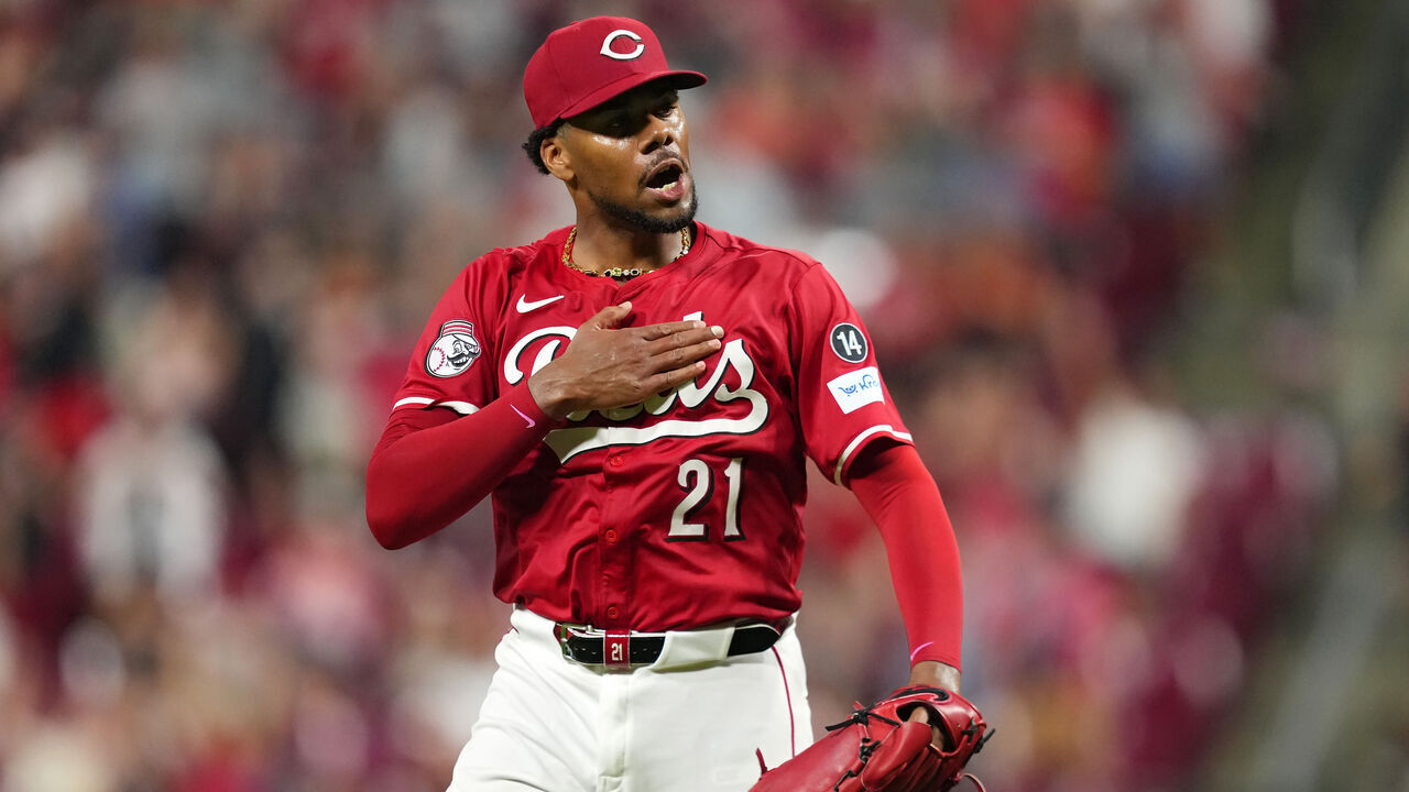 CINCINNATI, OHIO - SEPTEMBER 18: Hunter Greene #21 of the Cincinnati Reds celebrates after beating the Chicago Cubs 1-0 at Great American Ball Park on September 18, 2025 in Cincinnati, Ohio.