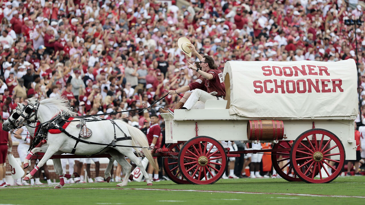 NORMAN, OKLAHOMA - AUGUST 30: The Sooner Schooner leads the Oklahoma Sooners onto the field before a game against the Illinois State Redbirds at Gaylord Family Oklahoma Memorial Stadium on August 30, 2025 in Norman, Oklahoma. Oklahoma won 35-3.