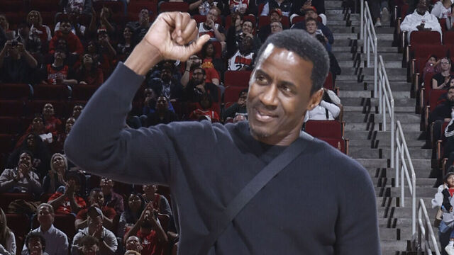 HOUSTON, TX - NOVEMBER 20: Vernon Maxwell attends a game between the Indiana Pacers and the Houston Rockets on November 20, 2024 at the Toyota Center in Houston, Texas. Mandatory Copyright Notice: Copyright 2024 NBAE
