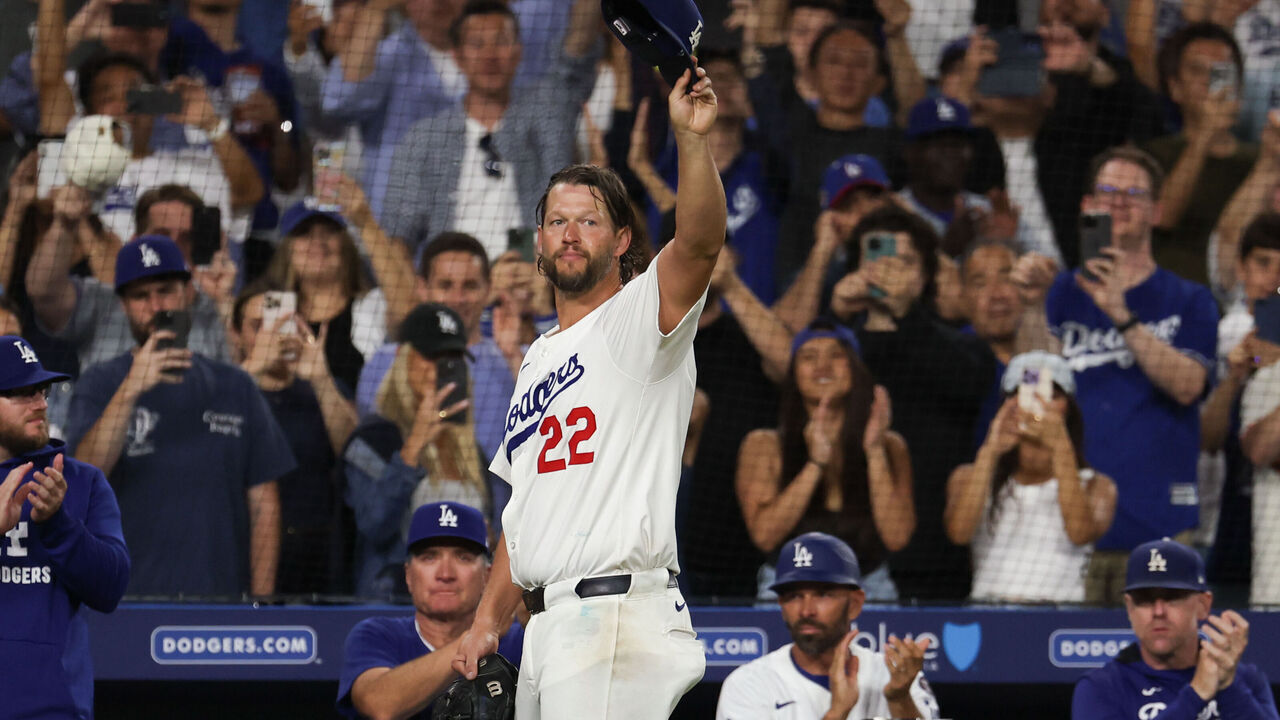 LOS ANGELES, CA - SEPTEMBER 19: Clayton Kershaw #22 of the Los Angeles Dodgers receives a standing ovation as he exits the last regular-season start of his career in the fifth inning between the San Francisco Giants and the Los Angeles Dodgers at Dodger Stadium on Friday, September 19, 2025 in Los Angeles, California.