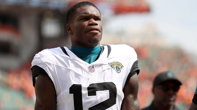 CINCINNATI, OHIO - SEPTEMBER 14: Travis Hunter #12 of the Jacksonville Jaguars walks off the field at half time during the NFL 2025 game against the Cincinnati Bengals at Paycor Stadium on September 14, 2025 in Cincinnati, Ohio.