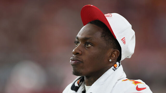 GLENDALE, ARIZONA - AUGUST 09: Wide receiver Xavier Worthy #1 of the Kansas City Chiefs watches from the sidelines during the second quarter of the NFL Preseason 2025 game against the Arizona Cardinals at State Farm Stadium on August 09, 2025 in Glendale, Arizona.
