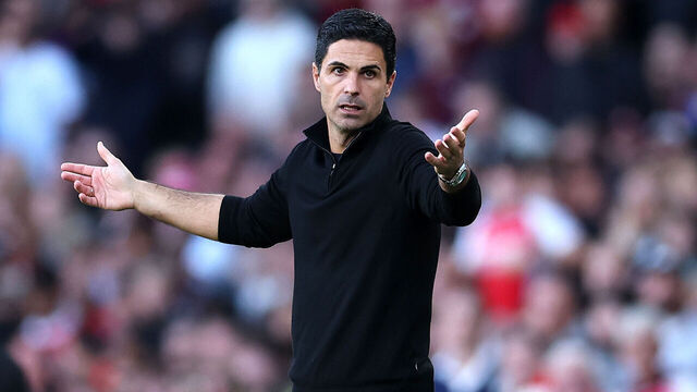 LONDON, ENGLAND - SEPTEMBER 21: Mikel Arteta, Head Coach of Arsenal reacts during the Premier League match between Arsenal and Manchester City at Emirates Stadium on September 21, 2025 in London, England.