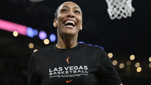 LAS VEGAS, NV - MAY SEPTEMBER 23:A'ja Wilson #22 of the Las Vegas Aces warms up before the game against the Indiana Fever on September 23, 2025 at Michelob ULTRA Arena in Las Vegas, Nevada. Mandatory Copyright Notice: Copyright 2025 NBAE