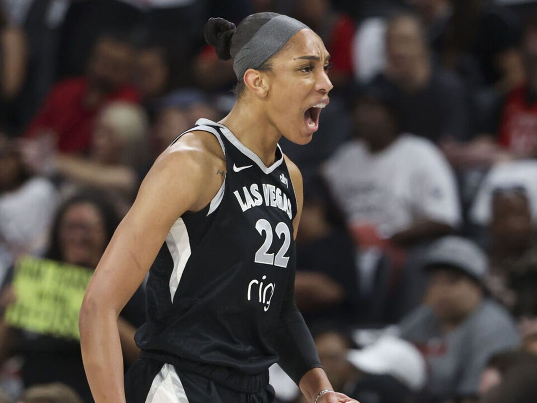 Wilson pours in 25, Aces even semifinal series vs. Fever | theScore.com