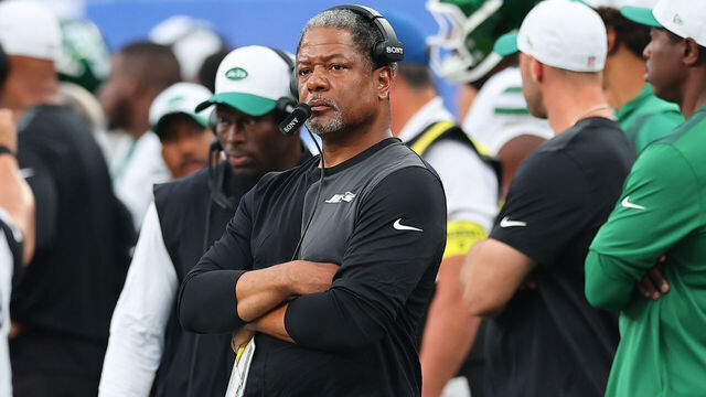 EAST RUTHERFORD, NJ - AUGUST 16: Steve Wilks Defensive Coordinator of the New York Jets the preseason game against the New York Giants on August 16, 2025 at MetLife Stadium in East Rutherford, New Jersey.
