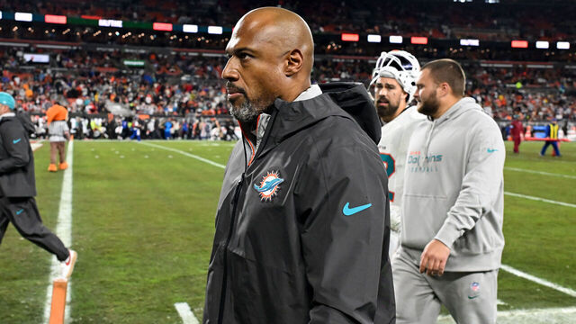 CLEVELAND, OHIO - DECEMBER 29: Defensive coordinator Anthony Weaver of the Miami Dolphins walks off the field at halftime against the Cleveland Browns at Huntington Bank Field on December 29, 2024 in Cleveland, Ohio.