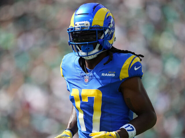 PHILADELPHIA, PA - SEPTEMBER 21: Los Angeles Rams wide receiver Davante Adams (17) returns to the sideline after scoring a touchdown in the first half during the game between the Los Angeles Rams and Philadelphia Eagles on September 21, 2025 at Lincoln Financial Field in Philadelphia, PA.