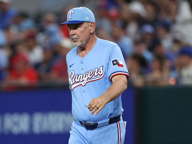 Bochy out as Rangers manager after 3-year stint including 2023 World Series  | theScore.com