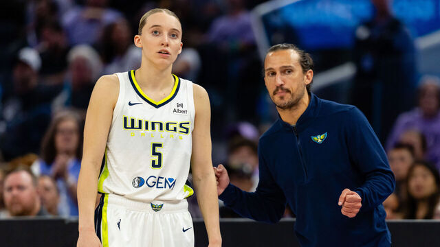 SAN FRANCISCO, CA - JULY 25: Paige Bueckers #5 of the Dallas Wings and Dallas Wings head coach Chris Koclanes interact during a WNBA game against the Golden State Valkyries on July 25, 2025 at Chase Center in San Francisco, CA.