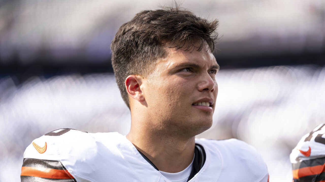 BALTIMORE, MARYLAND - SEPTEMBER 14: Dillon Gabriel #8 of the Cleveland Browns looks on following an NFL football game against the Baltimore Ravens at M&T Bank Stadium on September 14, 2025 in Baltimore, Maryland.
