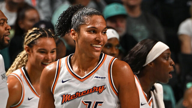 BROOKLYN, NY - SEPTEMBER 17: Alyssa Thomas #25 of the Phoenix Mercury smiles during the game against the New York Liberty during game 2 round 1 on September 17, 2025 at Barclays Center Arena in Brooklyn, New York. Mandatory Copyright Notice: Copyright 2025 NBAE