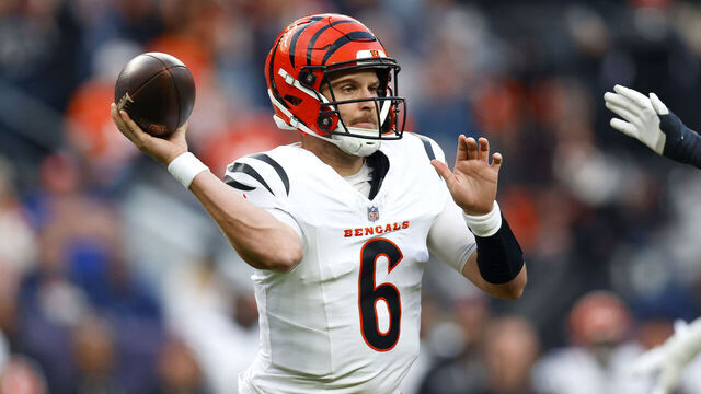 DENVER, COLORADO - SEPTEMBER 29: Jake Browning #6 of the Cincinnati Bengals throws a pass against the Denver Broncos during the first quarter in the game at Empower Field At Mile High on September 29, 2025 in Denver, Colorado.