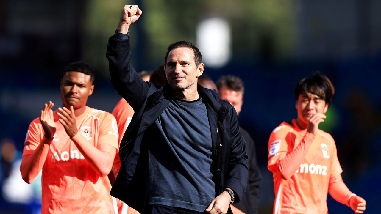 SHEFFIELD, ENGLAND - OCTOBER 04: Frank Lampard, Manager of Coventry City, celebrates towards the fans following victory in the Sky Bet Championship match between Sheffield Wednesday and Coventry City at Hillsborough on October 04, 2025 in Sheffield, England.