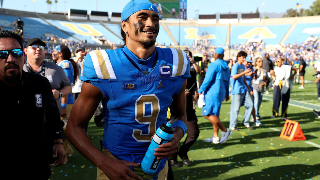 PASADENA, CALIFORNIA - OCTOBER 04: Nico Iamaleava #9 of the UCLA Bruins reacts after the game against the Penn State Nittany Lions at Rose Bowl Stadium on October 04, 2025 in Pasadena, California.