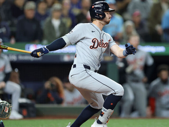 SEATTLE, WASHINGTON - OCTOBER 04: Zach McKinstry #39 of the Detroit Tigers hits an RBI single against the Seattle Mariners during the eleventh inning in game one of the Division Series at T-Mobile Park on October 04, 2025 in Seattle, Washington.