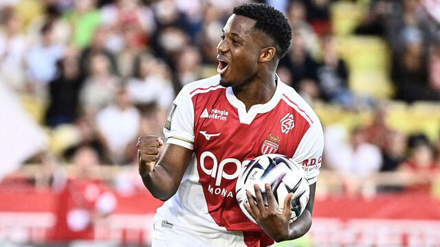 Monaco's forward #31 Ansu Fati celebrates after scoring his team's second goal from the penalty spot during the French L1 football match between AS Monaco and OGC Nice at the Stade Louis II in the Principality of Monaco on October 5, 2025.