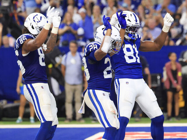 INDIANAPOLIS, INDIANA - OCTOBER 05: Jonathan Taylor #28 of the Indianapolis Colts celebrates with teammates after a touchdown during the third quarter against the Las Vegas Raiders in the game at Lucas Oil Stadium on October 05, 2025 in Indianapolis, Indiana.