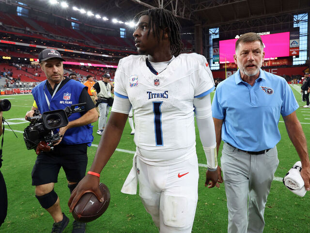 GLENDALE, ARIZONA - OCTOBER 05: Cam Ward #1 of the Tennessee Titans walks to the locker room after defeating the Arizona Cardinals 22-21 at State Farm Stadium on October 05, 2025 in Glendale, Arizona.