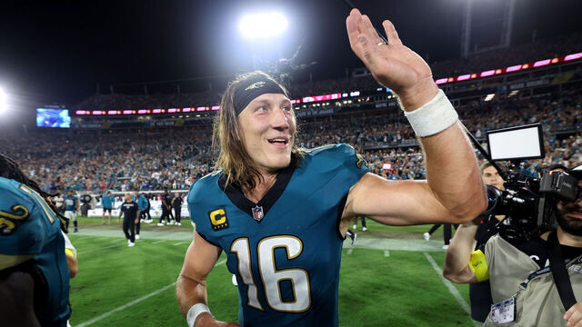 JACKSONVILLE, FLORIDA - OCTOBER 06: Trevor Lawrence #16 of the Jacksonville Jaguars reacts after the game against the Kansas City Chiefs at EverBank Stadium on October 06, 2025 in Jacksonville, Florida.