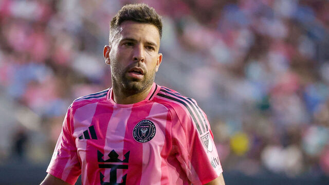 FT. LAUDERDALE, FL - AUGUST 16: Inter Miami defender Jordi Alba (18) looks on during the Major League Soccer match between Inter Miami CF and LA Galaxy at Chase Stadium in Fort Lauderdale, Florida, on August 16, 2025.