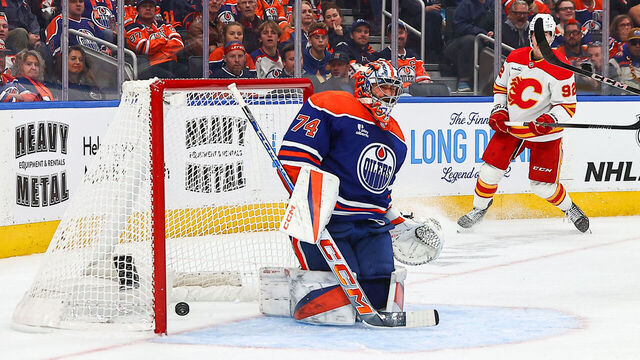 EDMONTON, AB - OCTOBER 08: Edmonton Oilers Goalie Stuart Skinner (74) lets in a goal in the second period of the Edmonton Oilers game versus the Calgary Flames on October 8, 2025 at Rogers Place in Edmonton, AB.