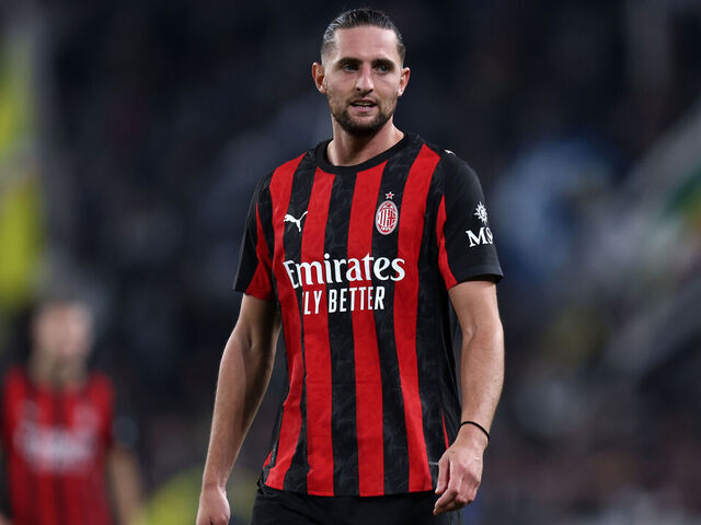 ALLIANZ STADIUM, TORINO, ITALY - 2025/10/05: Adrien Rabiot of Ac Milan looks on during the Serie A football match between Juventus Fc and Ac Milan. The match end in a tie 0-0.