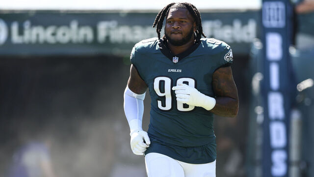 PHILADELPHIA, PENNSYLVANIA - OCTOBER 5: Jalen Carter #98 of the Philadelphia Eagles runs onto the field prior to an NFL football game against the Denver Broncos at Lincoln Financial Field on October 5, 2025 in Philadelphia, Pennsylvania.