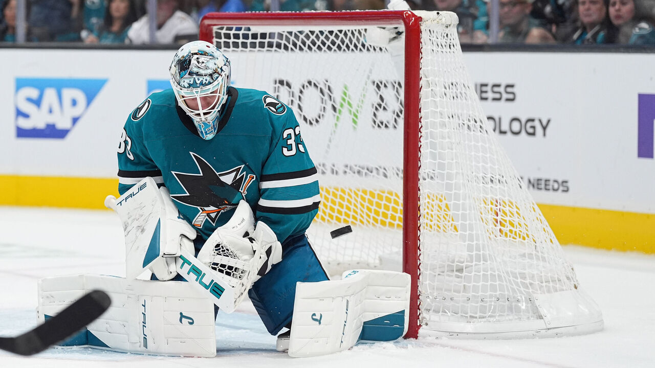SAN JOSE, CA - OCTOBER 9: Alex Nedeljkovic #33 of San Jose Sharks makes a save in the third period against the Vegas Golden Knights at SAP Center on October 9, 2025 in San Jose, California.