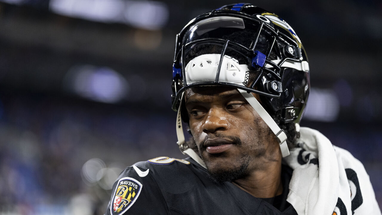 BALTIMORE, MARYLAND - SEPTEMBER 22: Lamar Jackson #8 of the Baltimore Ravens looks on prior to an NFL football game against the Detroit Lions at M&T Bank Stadium on September 22, 2025 in Baltimore, Maryland.