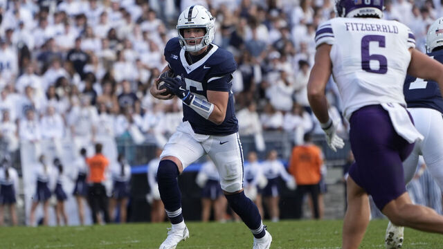 UNIVERSITY PARK, PA - OCTOBER 11: Penn State Nittany Lions Quarterback Drew Allar (15) runs with the ball during the first half of the College Football game between the Northwestern Wildcats and the Penn State Nittany Lions on October 11, 2025, at Beaver Stadium in University Park, PA.