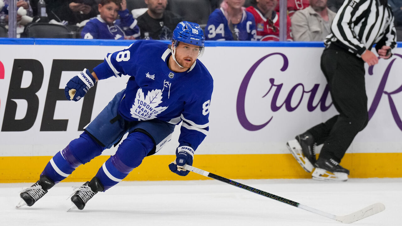 TORONTO, CANADA - OCTOBER 08: William Nylander #88 of the Toronto Maple Leafs skates against the Montreal Canadiens at Scotiabank Arena on October 08, 2025 in Toronto, Ontario, Canada.