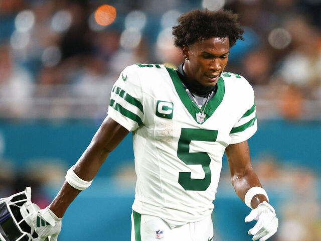 MIAMI GARDENS, FLORIDA - SEPTEMBER 29: Garrett Wilson #5 of the New York Jets reacts on the field against the Miami Dolphins during the first half of the game at Hard Rock Stadium on September 29, 2025 in Miami Gardens, Florida.